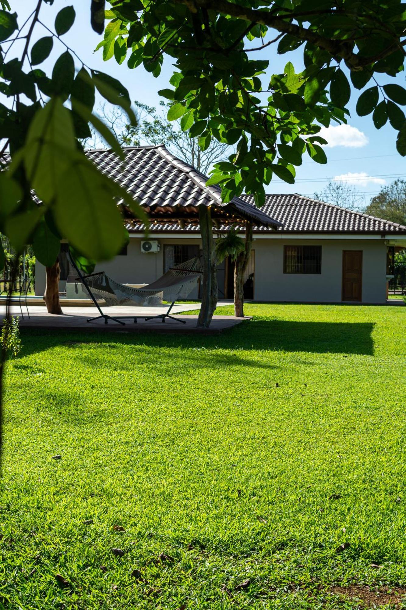 Casa Roble Fortuna Ла Фортуна Экстерьер фото